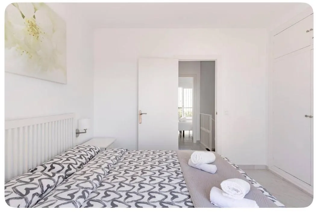 Villa La Casa En La Carihuela Playa A 3 Minutos A Pie Torremolinos Spanien