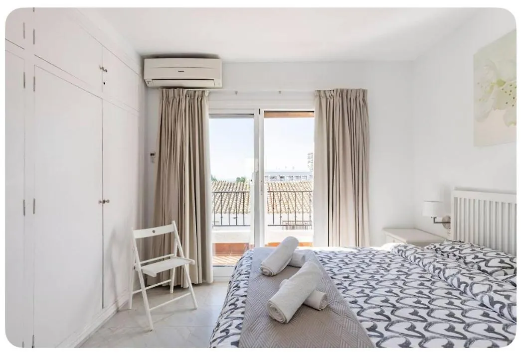 Villa La Casa En La Carihuela Playa A 3 Minutos A Pie Torremolinos 0*,  Spanien
